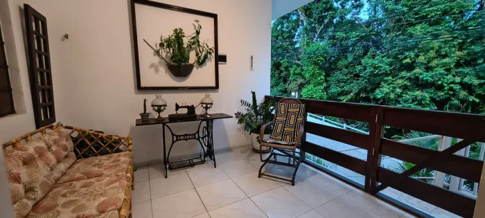 Casa condomínio fechado com mobília completa