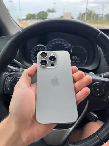 iPhone 15 Pro 256gb 87% Bateria