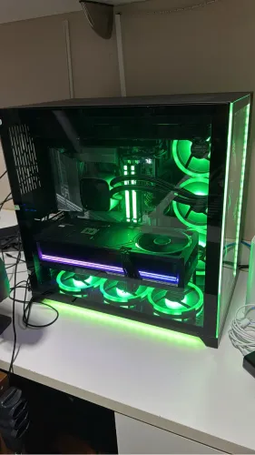 Pc Gamer RTX 5090 com nota fiscal e todas as caixas 