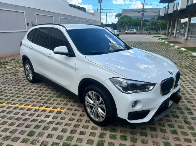 BMW X1 Sdrive 20I X-line 2.0 TB Active Flex 2019
