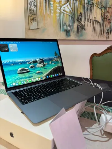 MacBook M1 256gb 8gb garantia até abril/27 13" Apple