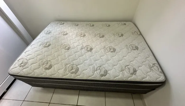 Cama casal box
