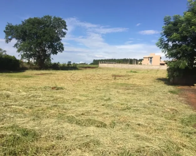 Terreno comercial com 5.000,45 m² à venda