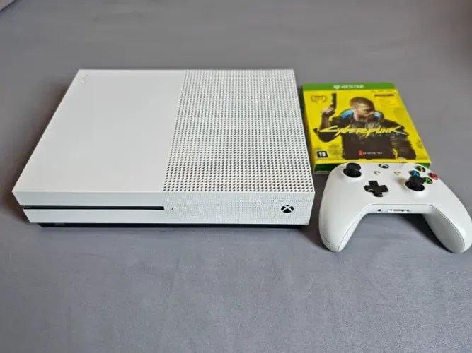 Xbox One S + Jogo Original