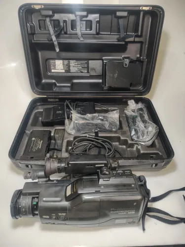 Câmera Panasonic M400 ( Leia a descrição )