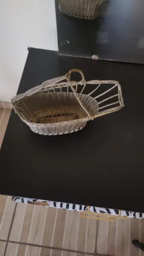 Porta garrafa de vinho estilo berço Moisés
