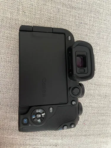 CANON R10 -  NOVA - NA CAIX