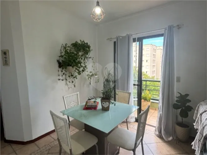 Apartamento à venda com 3 quartos, sendo 1 suíte, no condomínio Residencial San Martin, So
