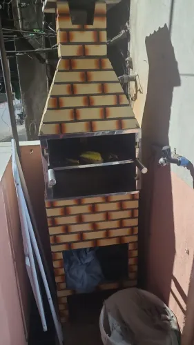 Vendo xurasqeira usada 3 vezes