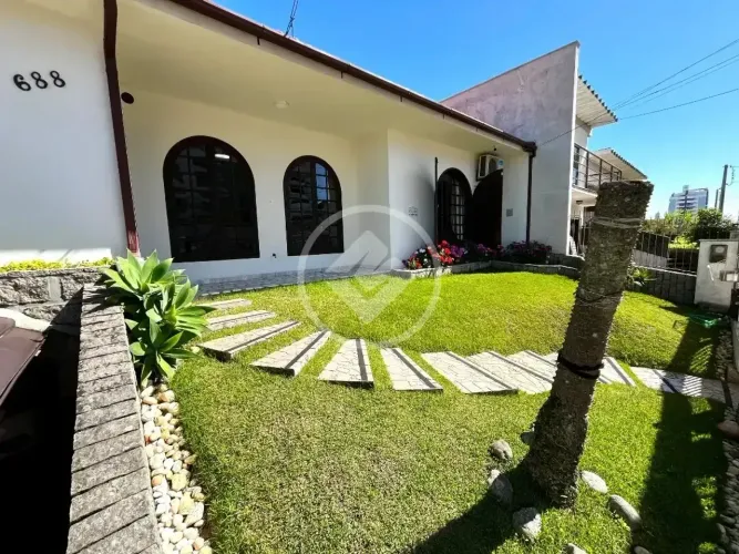 PSD-148419: Casa 4 Dormitórios - Barreiros - São José