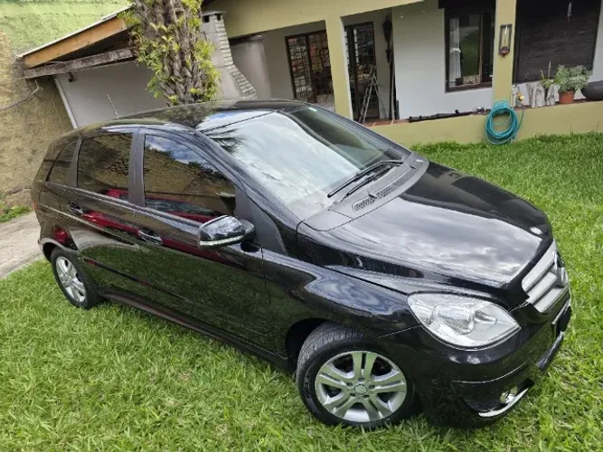 Mercedes-Benz Classe B 180 1.7 116cv Aut. 2011