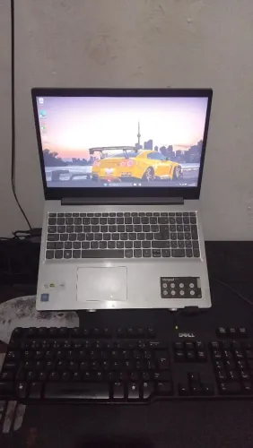 Notebook lenovo impecável 