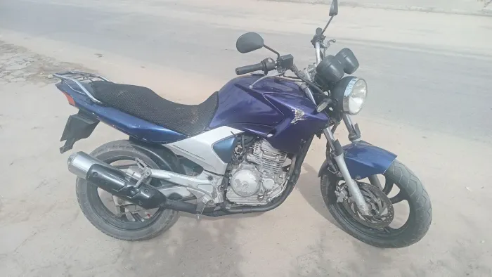 Fazer 250