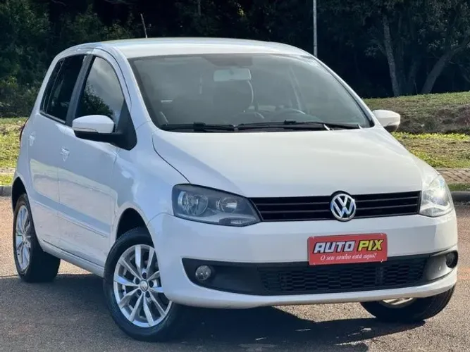 Volkswagen Fox 1.6 MI Total Flex 8V 5P 2014