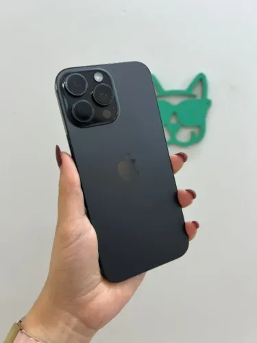 iPhone 16 Pro Max 256gb Preto Seminovo 87% - Retire em loja física na Savassi