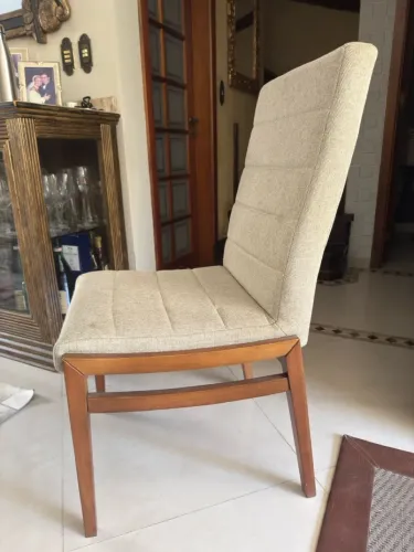 Vende-se 6 cadeiras para sala de jantar