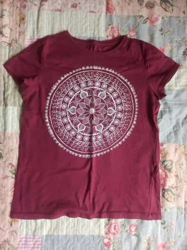 Desapego blusa vermelha estampa mandala 