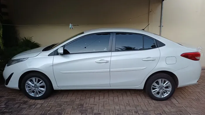 Toyota Yaris XL Sedan 1.5 Flex 16V 4P Aut. 2019