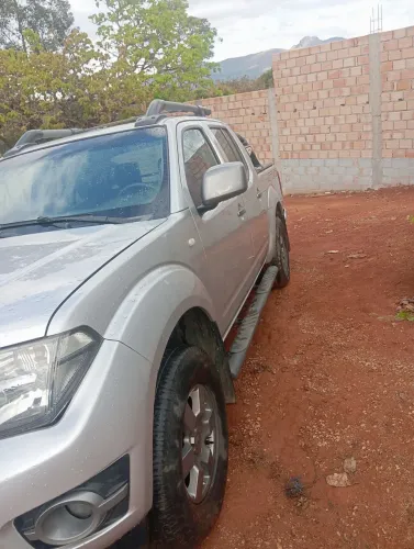 Nissan Frontier SV At.cd 4X4 2.5 TB Diesel Mec. 2014