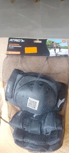 Patins átrio 42 com acessórios de segurança