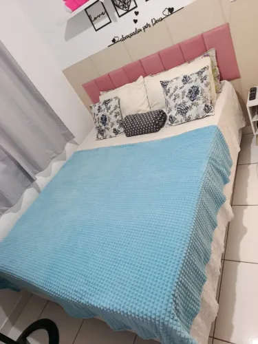 Cama queen 650,00