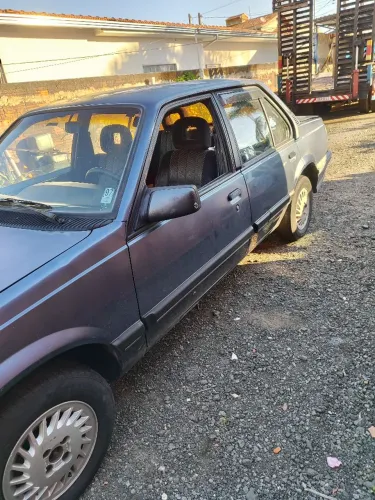 Chevrolet Monza Classic SE 2.0 /mpfi E EFI 2P E 4P 1992