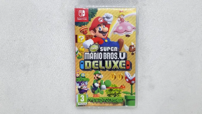 New Super Mario Bros U Deluxe - Switch - Midia Fisica - Semi Novo