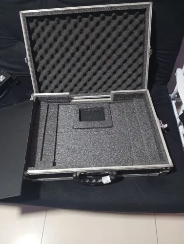 Vendo hard case para ddj-400flx4 e outras