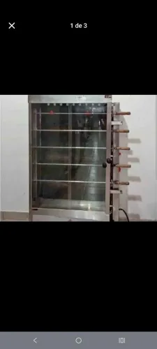 Vende-se máquina de assar frango carne