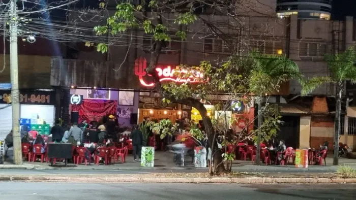 Garçom 