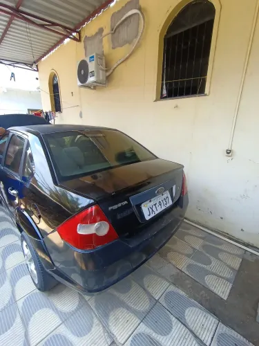 Ford Fiesta Sedan 1.0 8V Flex 4P 2007