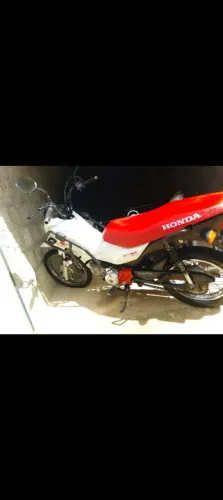 Vendo ou troco por carro.