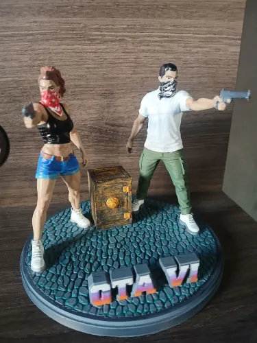 Escultura GTA 6