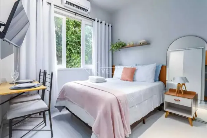 Apartamento : Padrão / Residencial / Catete