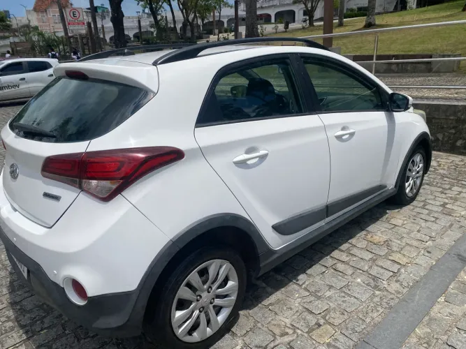 Hyundai HB20X Premium 1.6 Flex 16V Aut. 2017