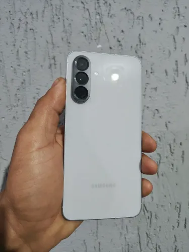 Samsung A56 