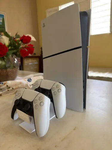 Play Station 5 (PS5)