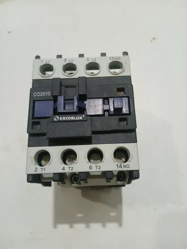 CONTACTORA, 40 AMP.