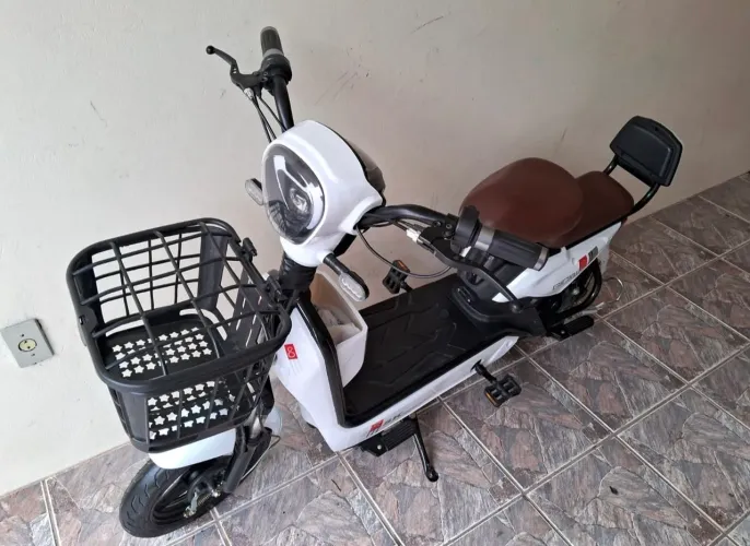 ? Scooter Elétrica Gicin SK8 2025 - Excelente Estado
