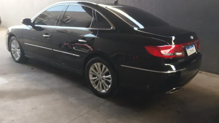 Hyundai Azera GLS 3.3 V6 24V 4P Aut. 2011