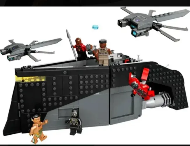 Lego 76214 black panther war on the waters pantera negra sem caixa e manual lacrado