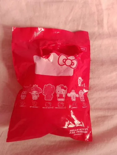 HELLO KITTY BK ORIGINAL COLECIONÁVEL 2026