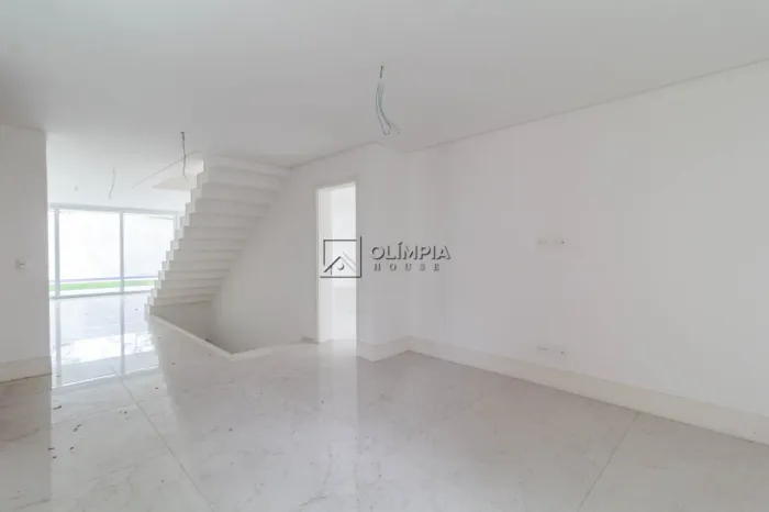 Venda Casa em Condomínio 4 Dormitórios - 525 m² Chácara Santo Antônio