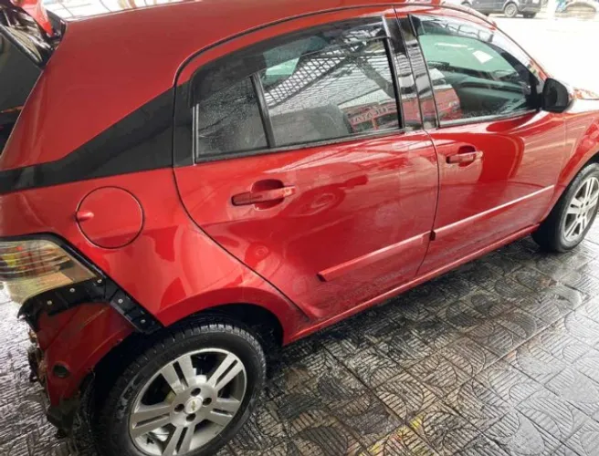 GM Agile 1.4 2013 Airbag Farol Capo Porta Motor Suspensão Cambio Mecanica Sucata