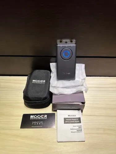 Pedaleira de bolso Mooer controle tudo pelo celular
