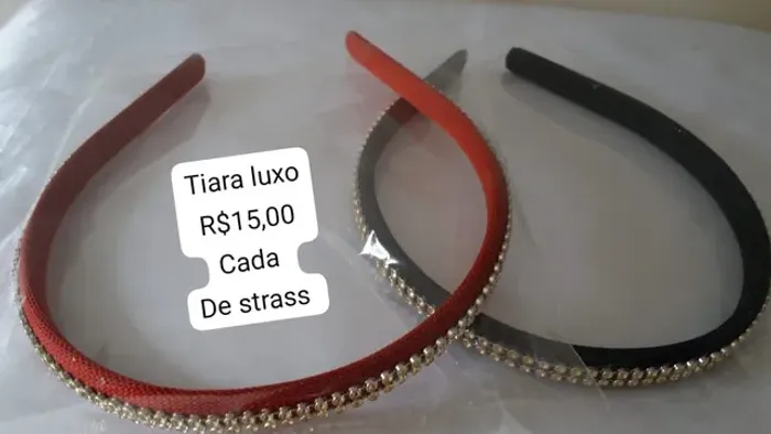 Tiaras e acessórios de cabelo 