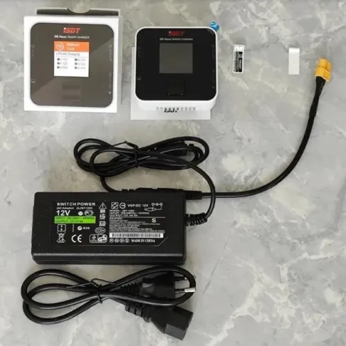 Carregador Isdt Q6 Nano C/Fonte Para Bateria Nimh, Nicd, Lion, Life e Lipo - Zerado