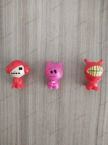 Lote de Gogos Urban Toys com 3 personagens
