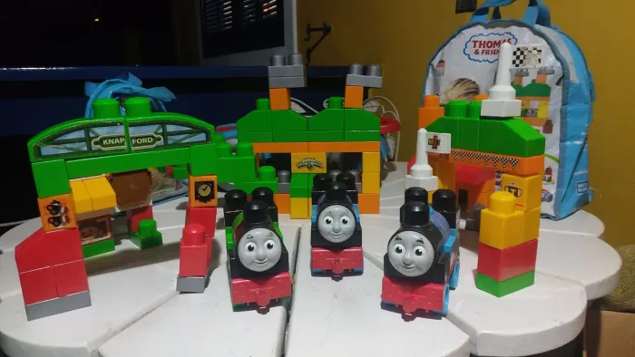 Blocos de Montar Thomas & Friends - Diversão Garantida!