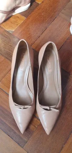Sapato arezzo nude tam 37